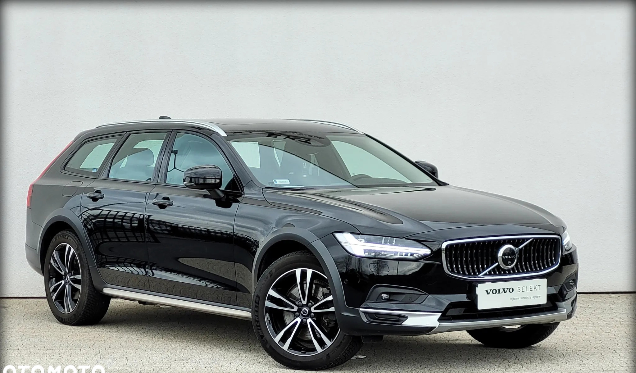 Volvo V90 Cross Country cena 215500 przebieg: 81200, rok produkcji 2021 z Koluszki małe 631